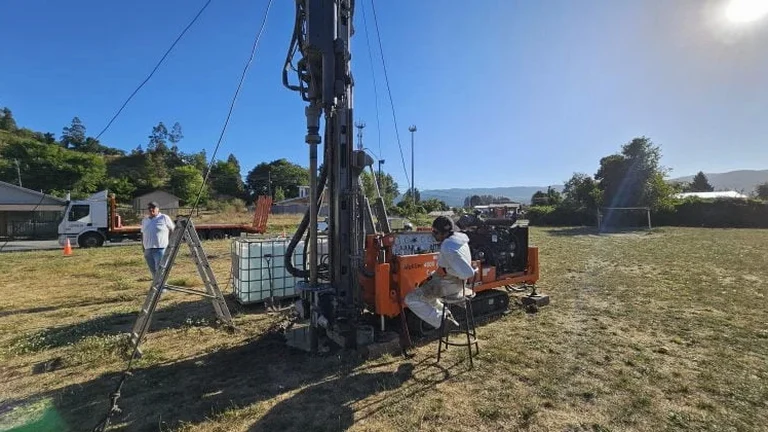 Calicata Exploratoria en La Pintana: Inspección Directa del Subsuelo